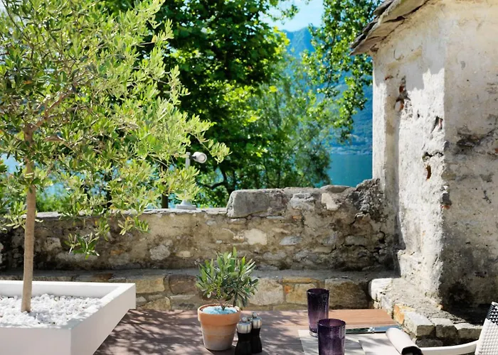 Giardino Ξενοδοχείο 3*