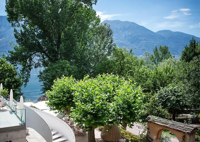 Giardino Ξενοδοχείο 3*